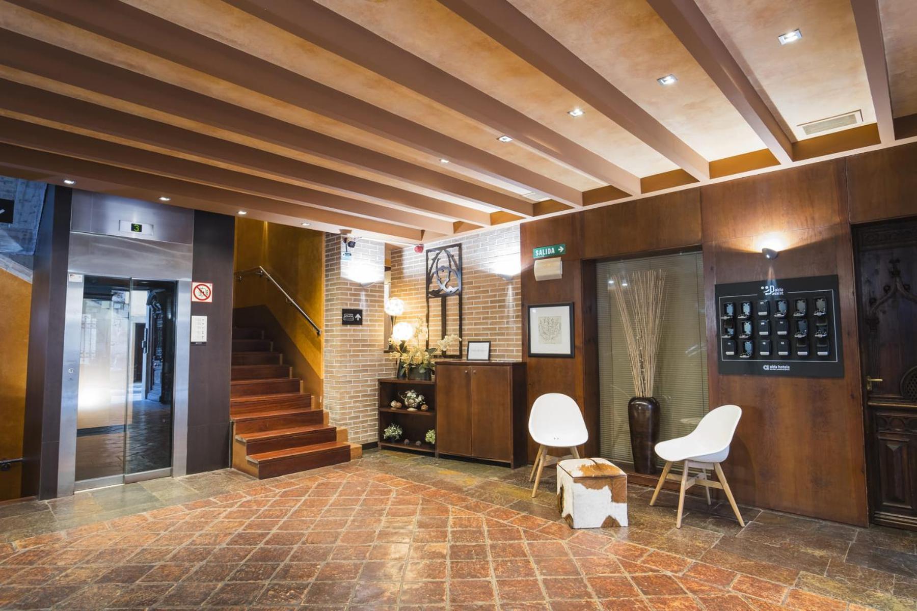 Hotel Alda Castillo De Olite Buitenkant foto