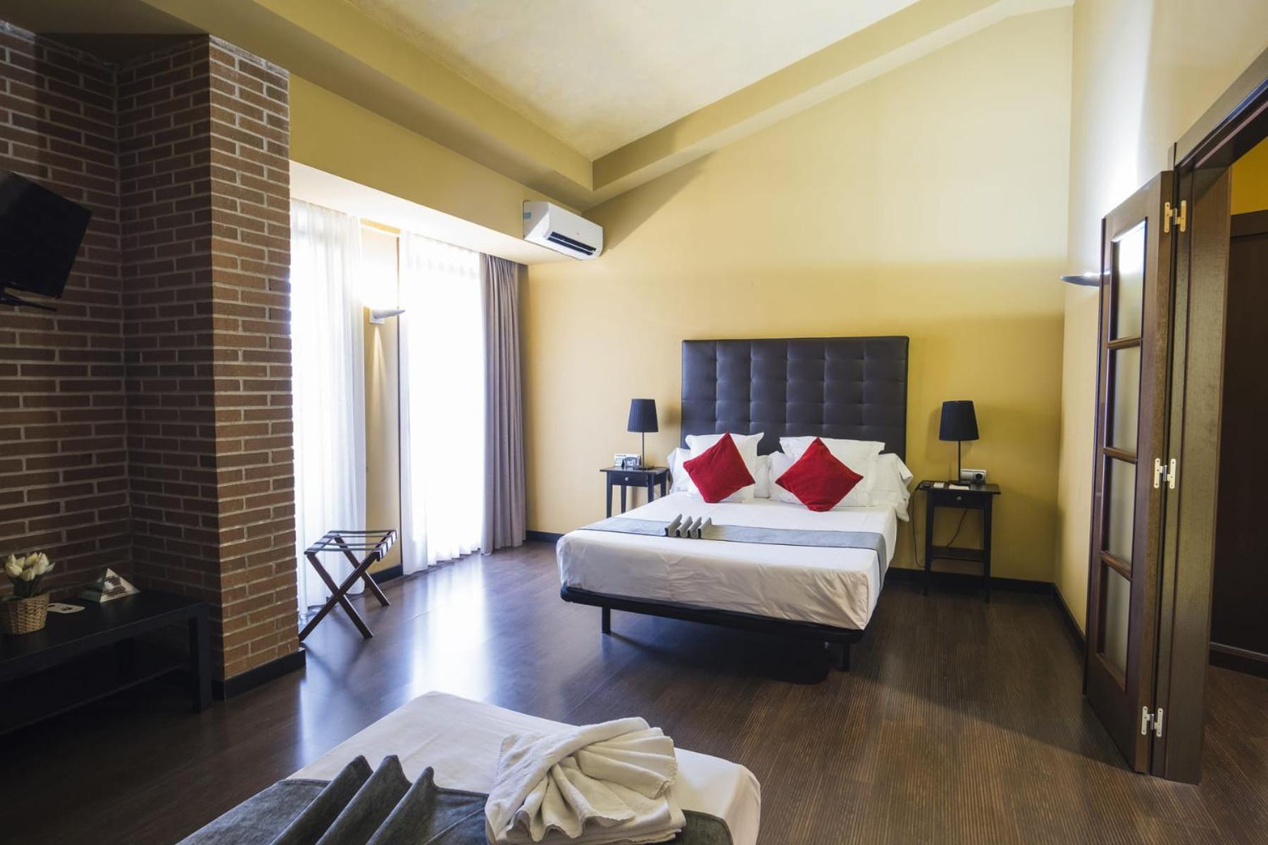 Hotel Alda Castillo De Olite Buitenkant foto